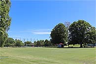 Blick auf den Sportplatz